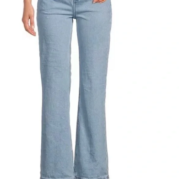 NWT Gianni Bini x Nastia Liukin Anna Feather Straight Leg Detail Jeans. Size 30 - Picture 2 of 2